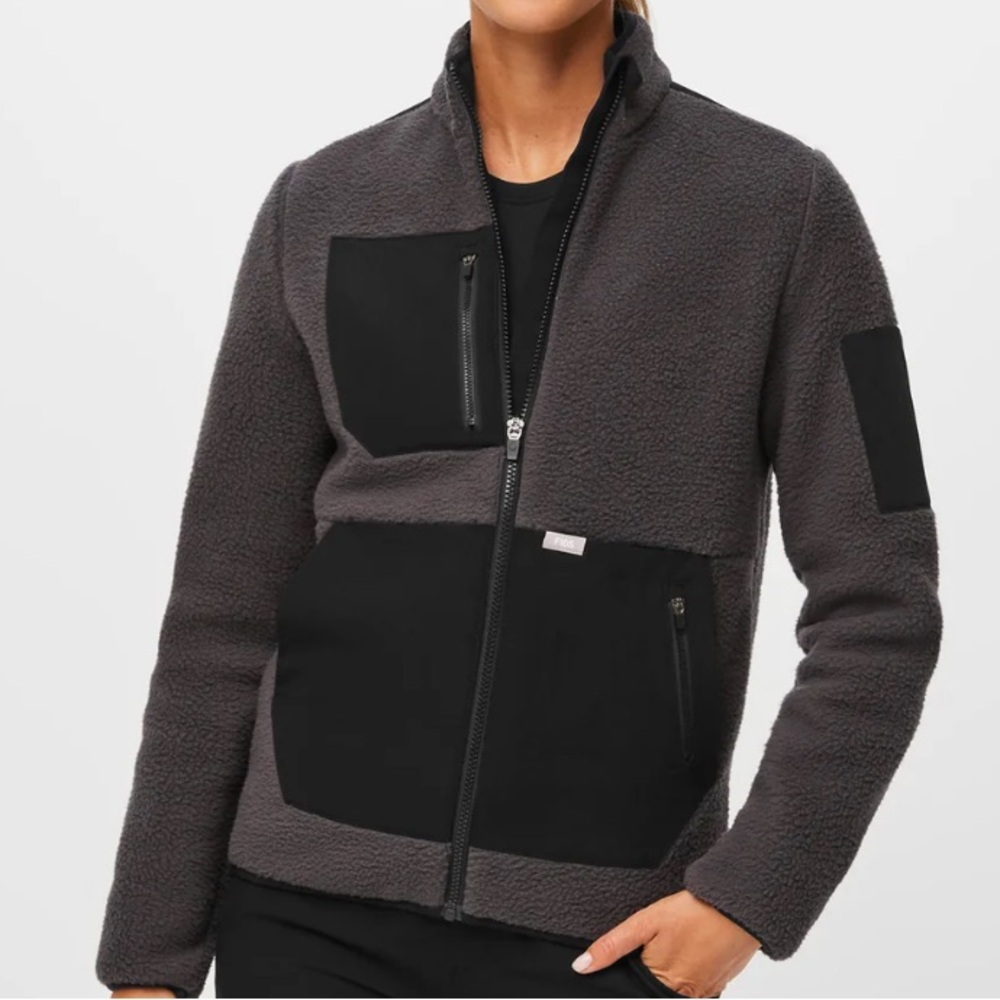 FIGS On-Shift Sherpa Jacket